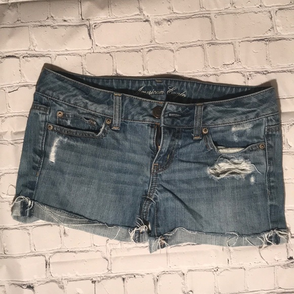 Women’s shorts - Picture 1 of 3